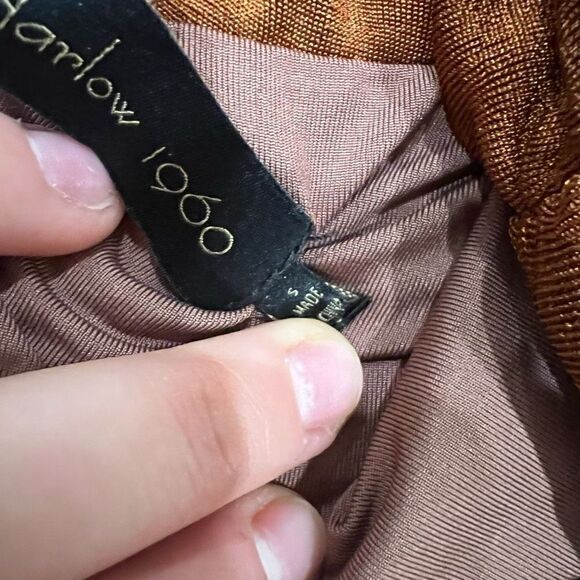 House of Harlow 1960 Women's Brown Ruched V-Neck Long Sleeve Crop Top Small - Picture 3 of 4